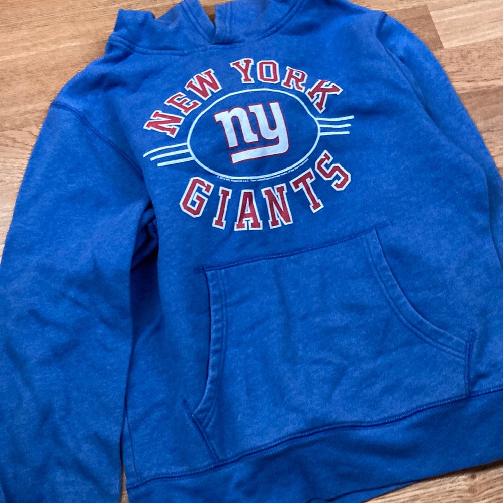 Giants sweatshirt kids size 10-12. Women size XS
